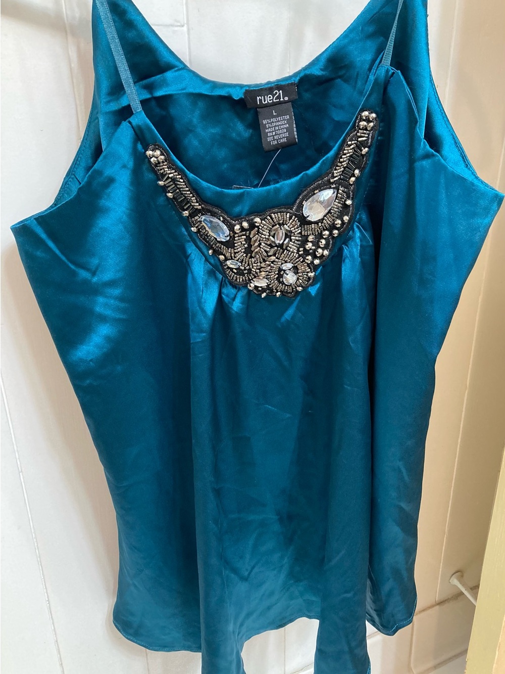 NWT Rue 21 embellished camisole, L